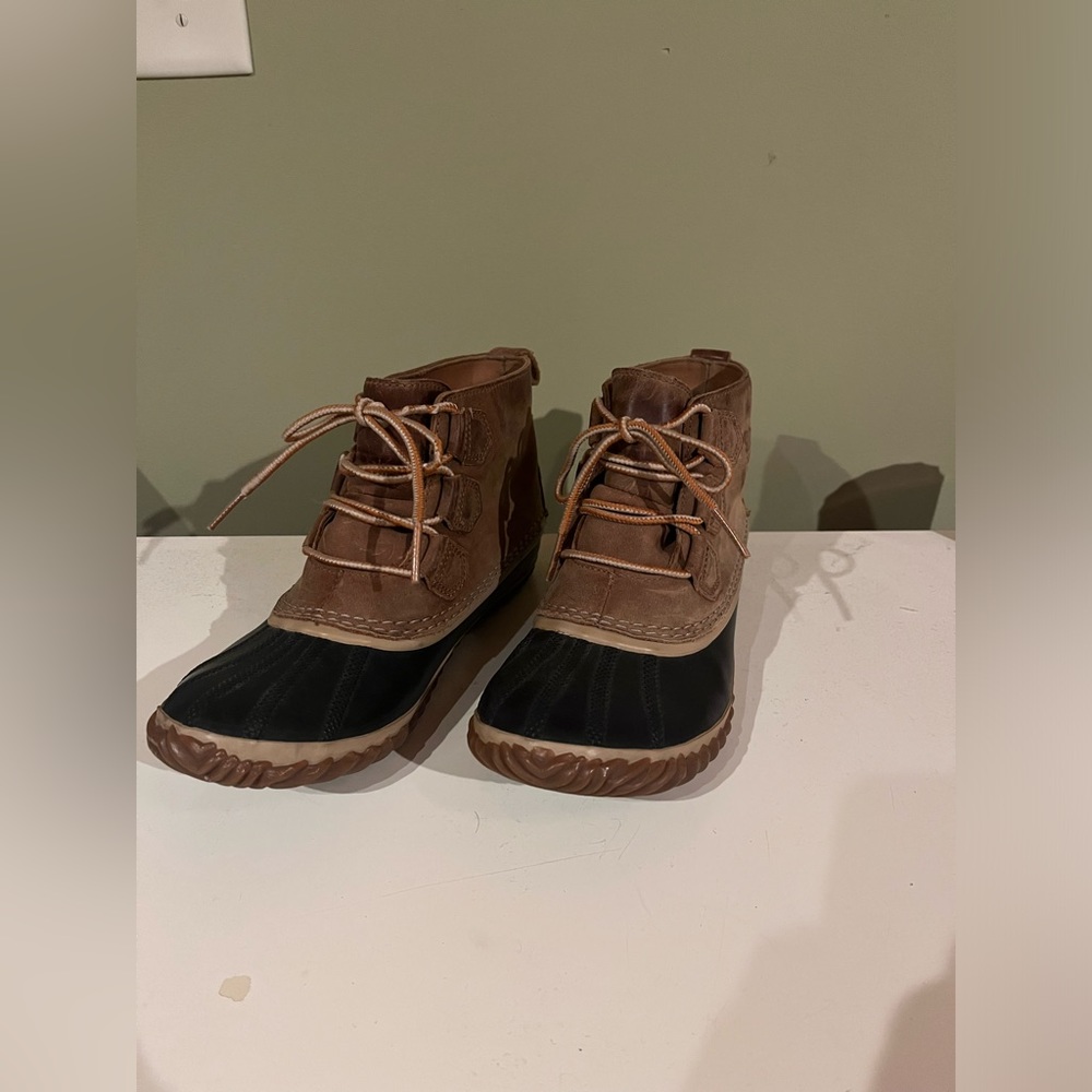Women’s Sorel Boots Size 9